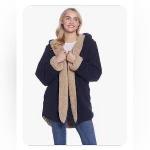 Reversible Women’s Soft Hooded Jacket Blue and Tan Size Small (103,
104, 105)